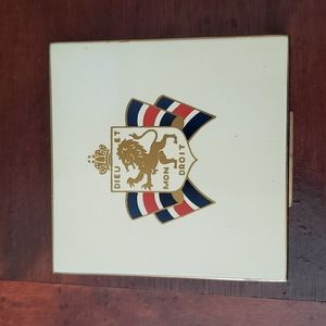 Vintage Henrietta England  Enamel Compact